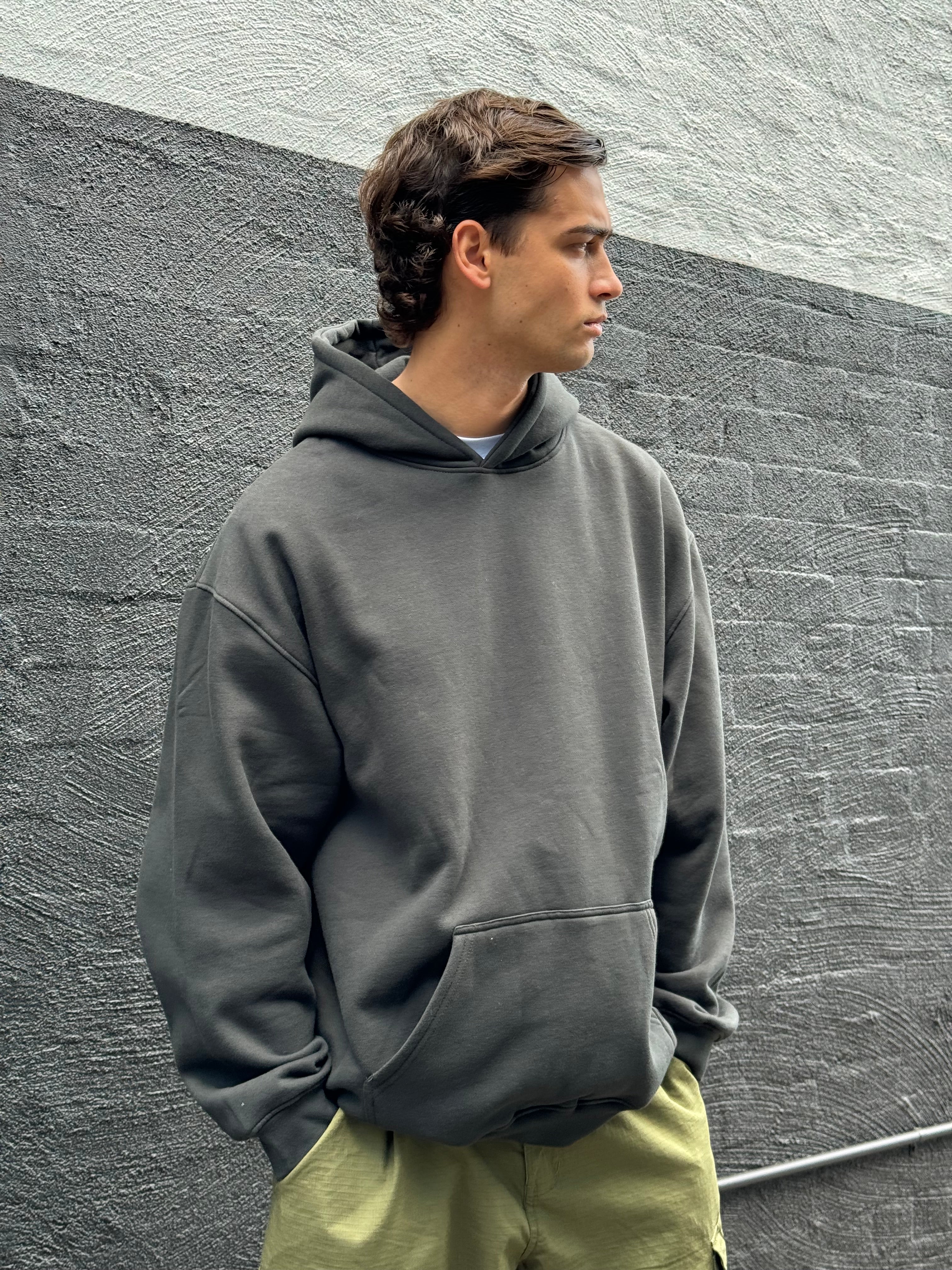 Roman Oversize Hoodie Black